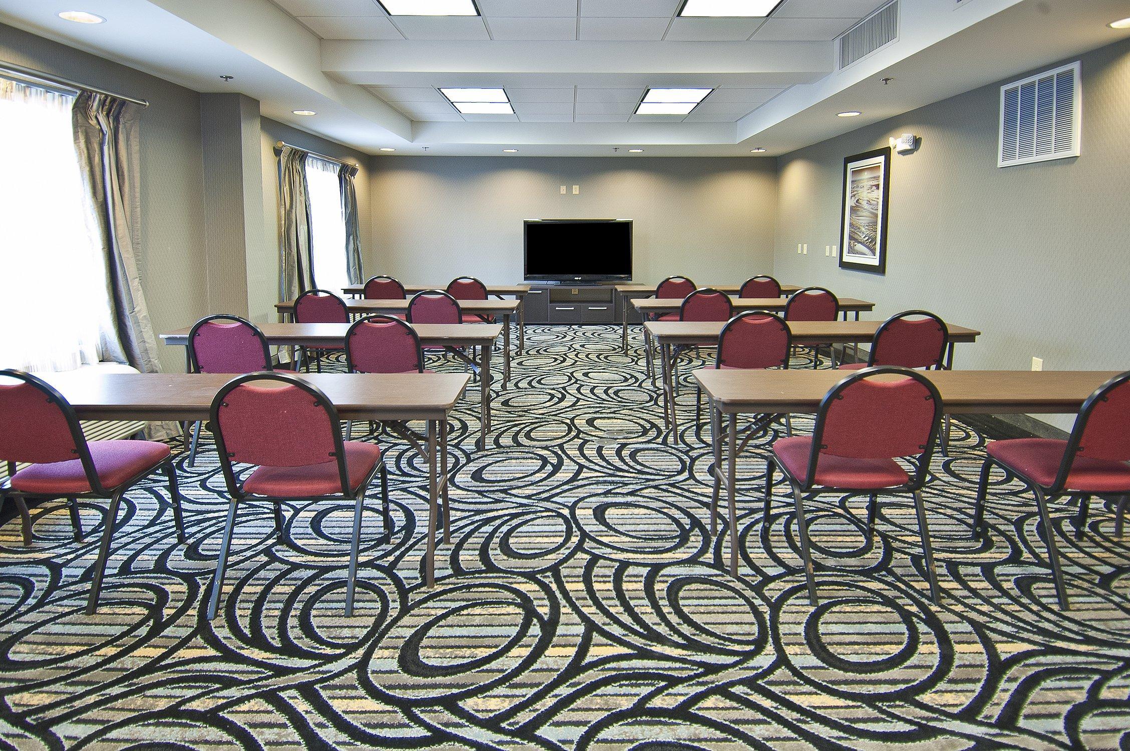 Holiday Inn Express & Suites Jackson/Pearl International Airport Exterior photo